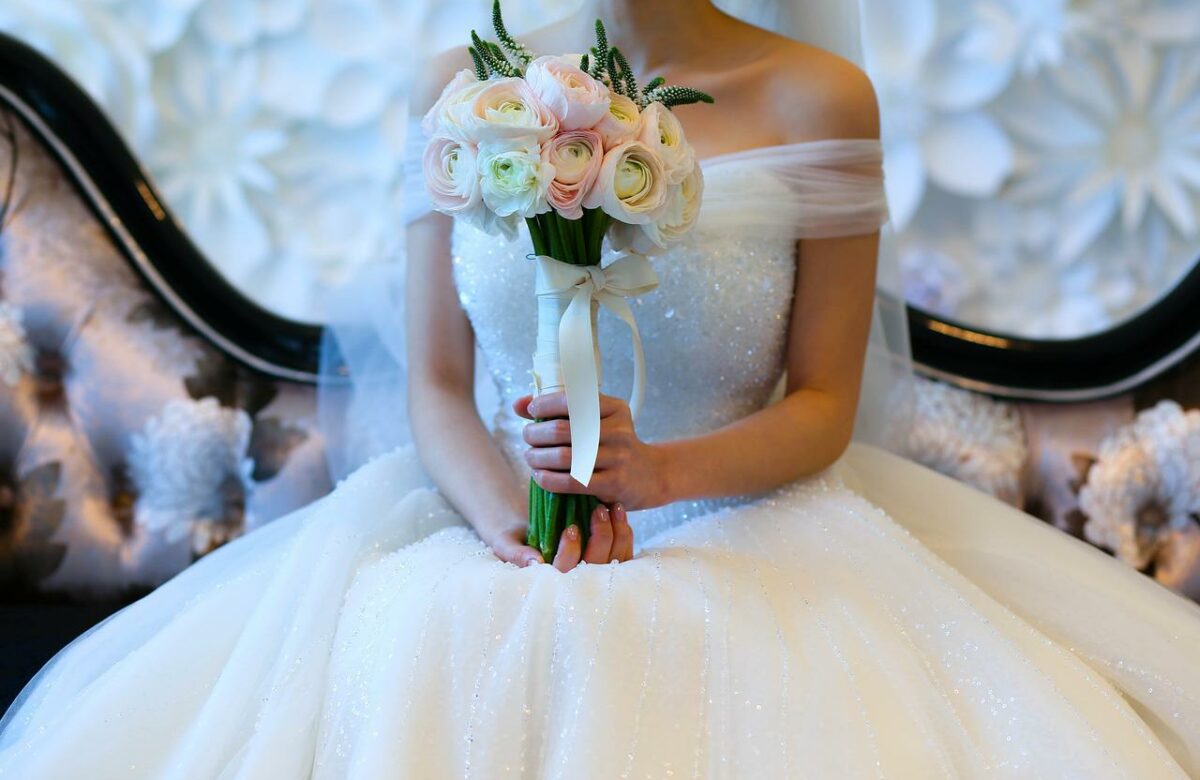 C$306 For Bridal-Gown Cleaning And Preservation At Drycleaning By Dave  (C$599 Value) | forum.iktva.sa